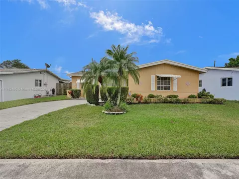 8940 NW 25th St, Sunrise, FL 33322