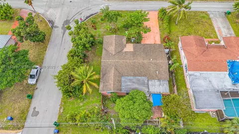 3421 Island Dr, Miramar, FL 33023