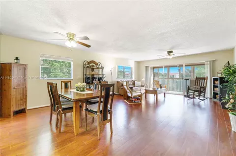 12850 SW 4th Ct #401I, Pembroke Pines, FL 33027