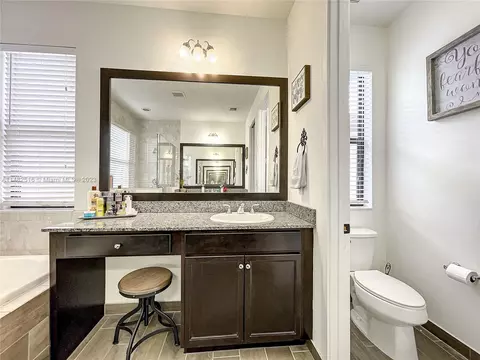 3262 W 96th Pl, Hialeah, FL 33018 photo 22