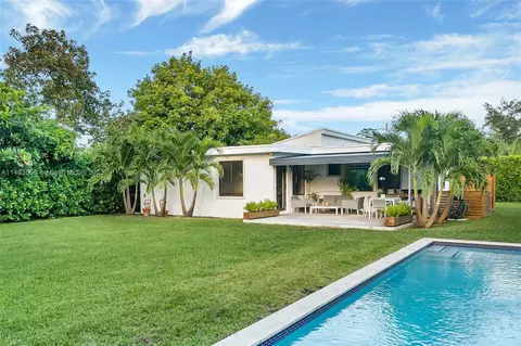 6610 SW 62nd Ct, South Miami, FL 33143