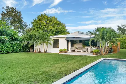 6610 SW 62nd Ct, South Miami, FL 33143