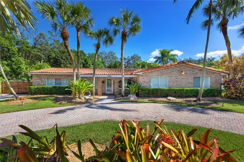 7335 SW 69th Ct, Miami, FL 33143