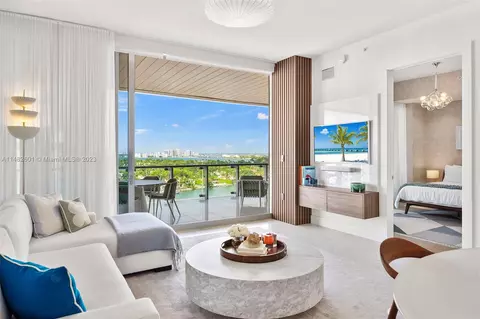 5775 Collins Ave #1205, Miami Beach, FL 33140