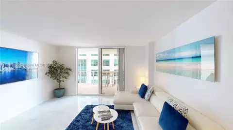 1200 Brickell Bay Dr #1908, Miami, FL 33131