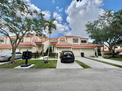 3345 Emerald Oaks Dr #106, Hollywood, FL 33021