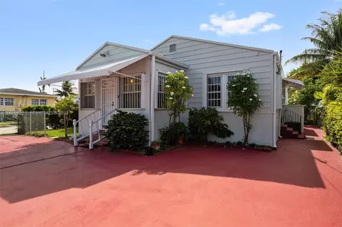 2900 SW 16th St, Miami, FL 33145