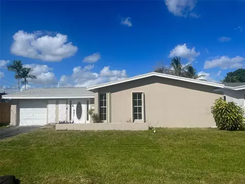 6605 Dahlia Dr, Miramar, FL 33023