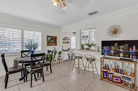 3901 E 3rd Ct, Hialeah, FL 33013 photo 7