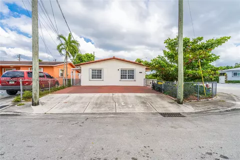 3901 E 3rd Ct, Hialeah, FL 33013 photo 19