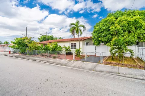 3901 E 3rd Ct, Hialeah, FL 33013 photo 21