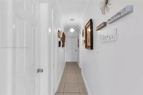 3901 E 3rd Ct, Hialeah, FL 33013 photo 10