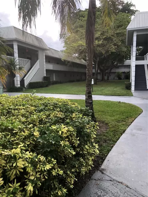 17255 SW 95th Ave #346, Palmetto Bay, FL 33157