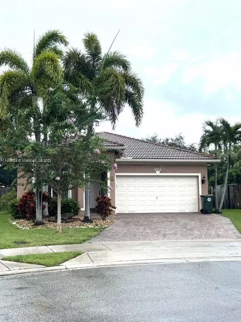 3707 Pebblebrook Mnr, Coconut Creek, FL 33073