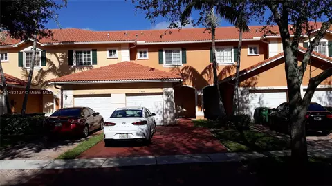 6526 Catalina Ln #6526, Tamarac, FL 33321
