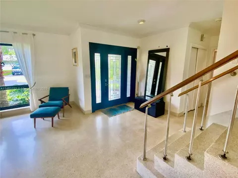 Entry Way - 3202 Harrison St, Hollywood, FL 33021 photo 2 of 3