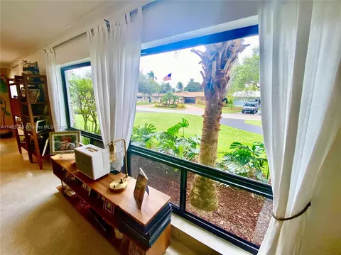 Bedroom - 3202 Harrison St, Hollywood, FL 33021 photo 1 of 5