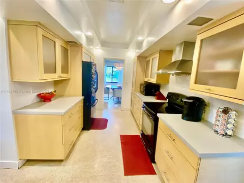 Kitchen - 3202 Harrison St, Hollywood, FL 33021 photo 2 of 2