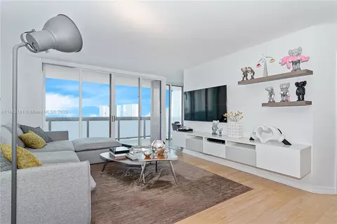20185 E Country Club Dr #1509, Aventura, FL 33180