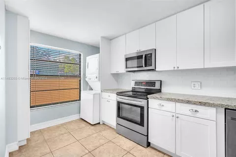 9920 NW 13th Ct #52, Pembroke Pines, FL 33024
