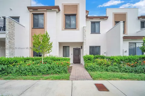 21443 NE 2nd Path, Miami, FL 33179