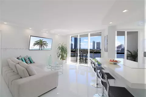 3600 Mystic Pointe Dr #1115, Aventura, FL 33180
