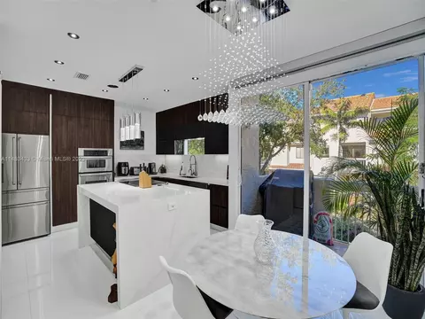 21388 Marina Cove Cir #15-G, Aventura, FL 33180
