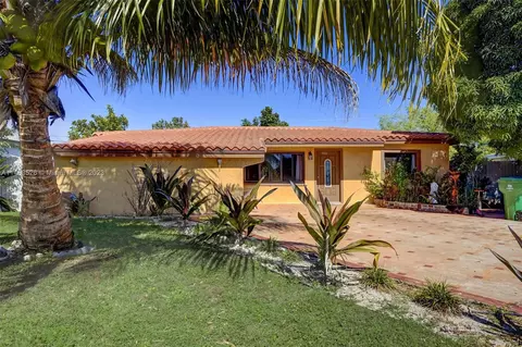 7933 Orleans St, Miramar, FL 33023