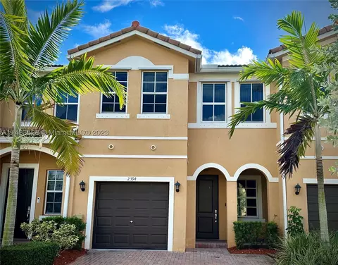 2394 SE 15th St, Homestead, FL 33035