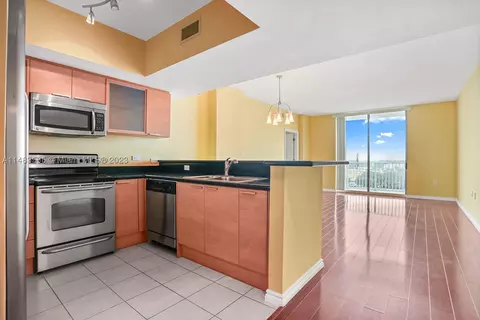 140 S Dixie Hwy #503, Hollywood, FL 33020