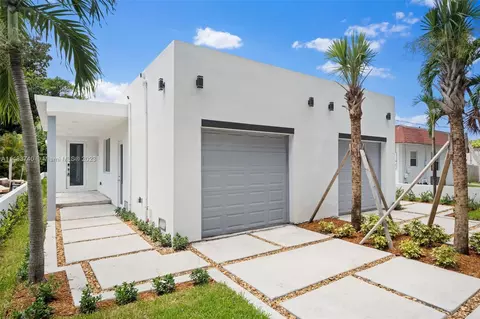 5734 Buchanan St, Hollywood, FL 33021