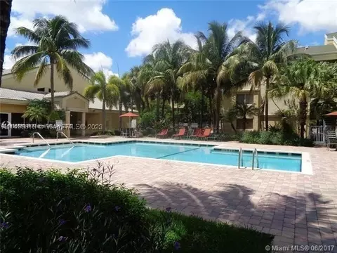 5612 Rock Island Rd #141, Tamarac, FL 33319