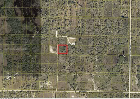 102 NW 292 St, Okeechobee, FL 34972