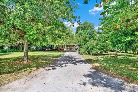 221 NW 12th St, Homestead, FL 33030