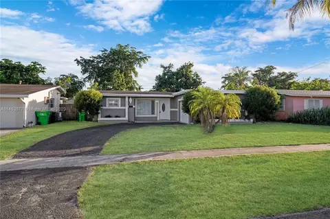 6960 NW 24th St, Sunrise, FL 33313