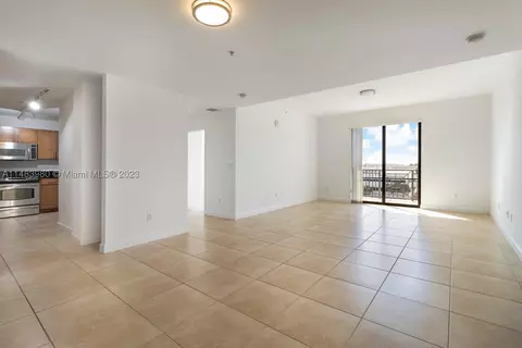 8395 SW 73rd Ave #408, Miami, FL 33143
