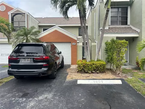 9609 SW 152nd Ave #105, Miami, FL 33196