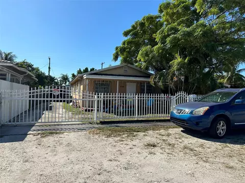 540 E 12th St, Hialeah, FL 33010 photo 3