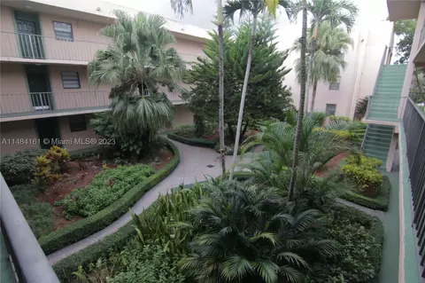 10525 SW 112th Ave #216, Miami, FL 33176