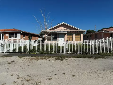 551 E 12th St, Hialeah, FL 33010 photo 2