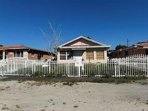 551 E 12th St, Hialeah, FL 33010