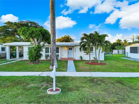 1515 NW 9th St, Homestead, FL 33030