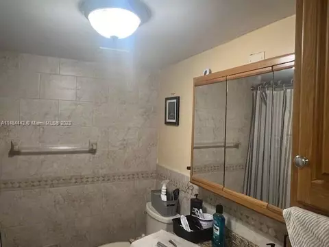 1335 W 68th St #406, Hialeah, FL 33014 photo 8