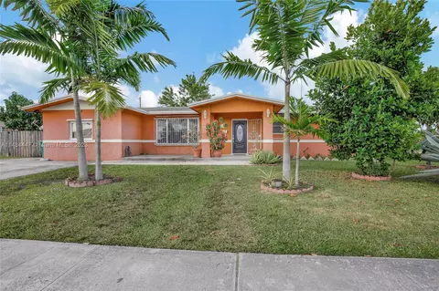 11701 SW 193rd St, Miami, FL 33177