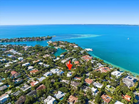 View/Area - 475 Harbor Dr, Key Biscayne, FL 33149 photo 2 of 2