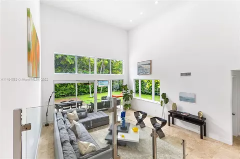 Living - 475 Harbor Dr, Key Biscayne, FL 33149 photo 4 of 6