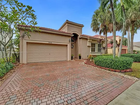5046 SW 162nd Ave, Miramar, FL 33027