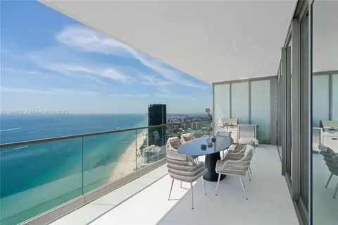 18975 Collins Ave #5201, Sunny Isles Beach, FL 33160