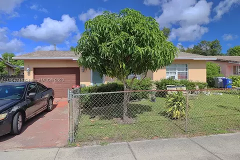 361 NE 30th Ct, Pompano Beach, FL 33064