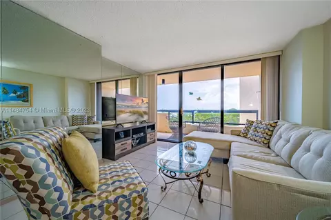 2555 Collins Ave #1004, Miami Beach, FL 33140